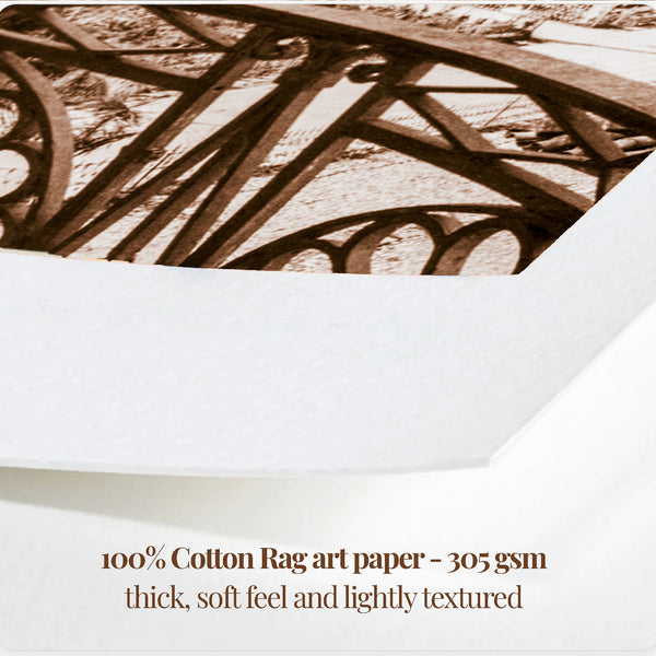 Texture sample of the 305 gsm 100% cotton rag fine art paper used for this photograph.